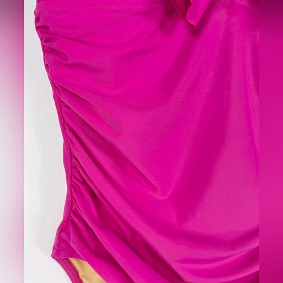 J. Crew 22 Fuchsia Ruffle Slimming Plussize Cruisewear Pool Resort Swimsuit - Picture 7 of 10